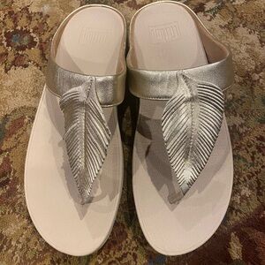 Fitflop Gold Platform flip flops Size 9